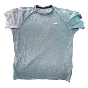 Nike Dri-Fit Swim Shirt Mens XL Heathered Blue Short Sleeve UPF 40 EUC